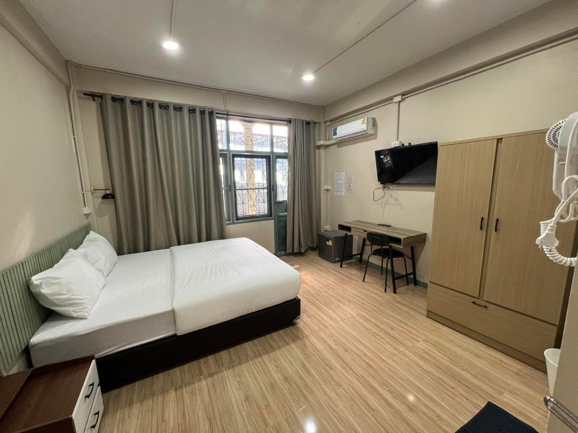 Bangwa House - Mrt Bangwa Station Hotel Bangkok Luaran gambar